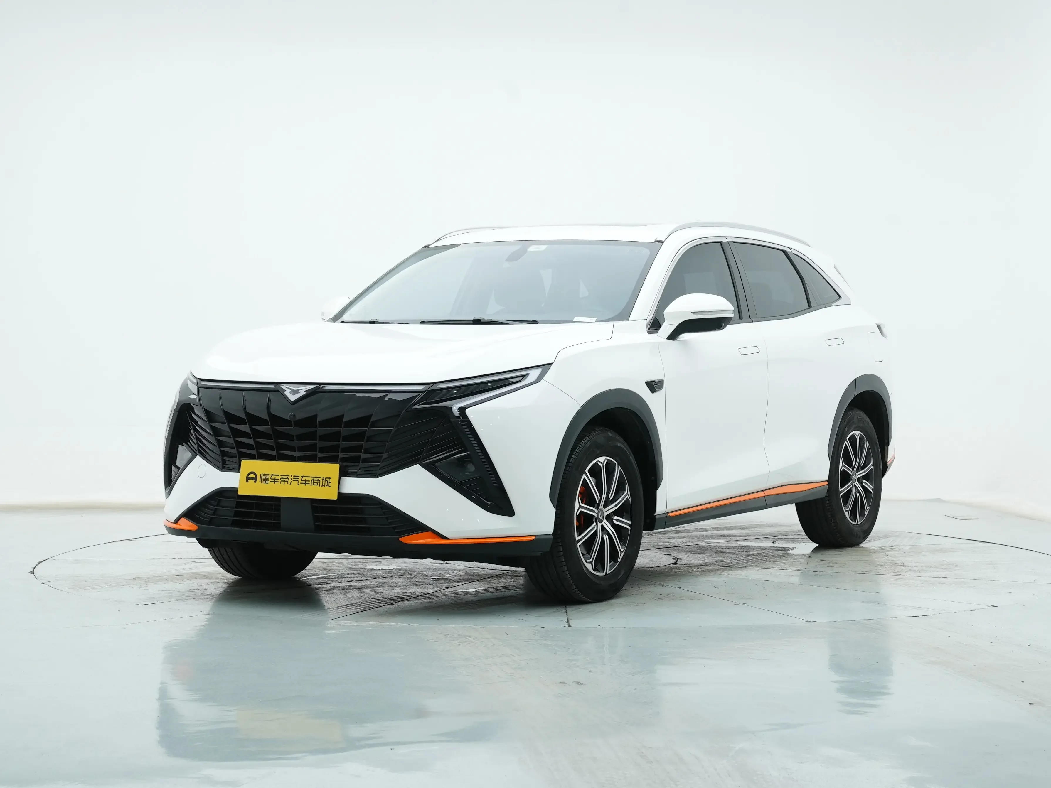 Kaiyi Kunlun  из Китая
