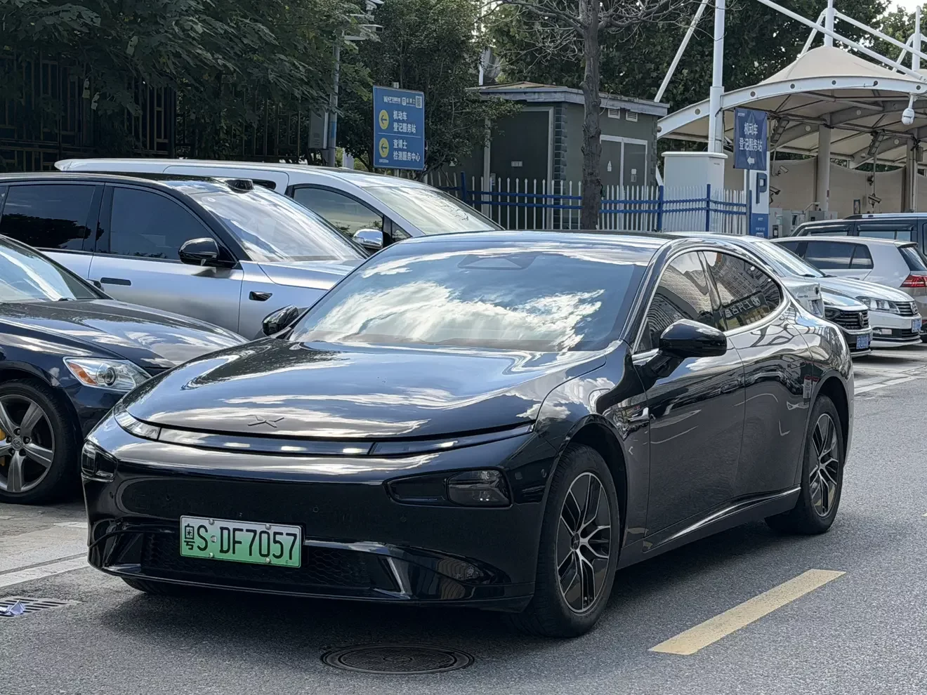 Xpeng P7
