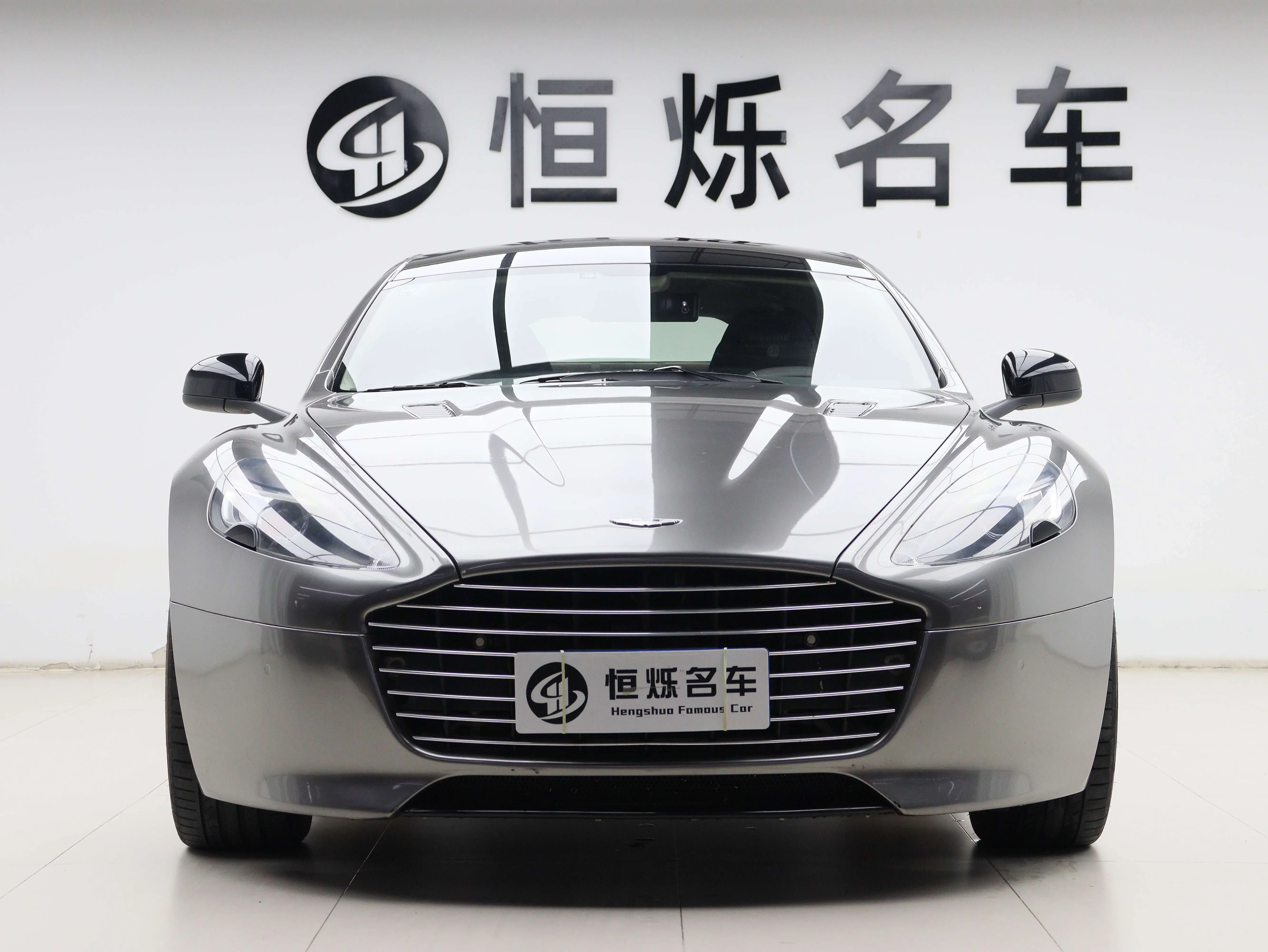 Aston Martin Rapide  из Китая