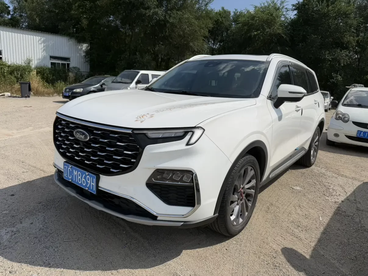 Ford Lingyu  из Китая