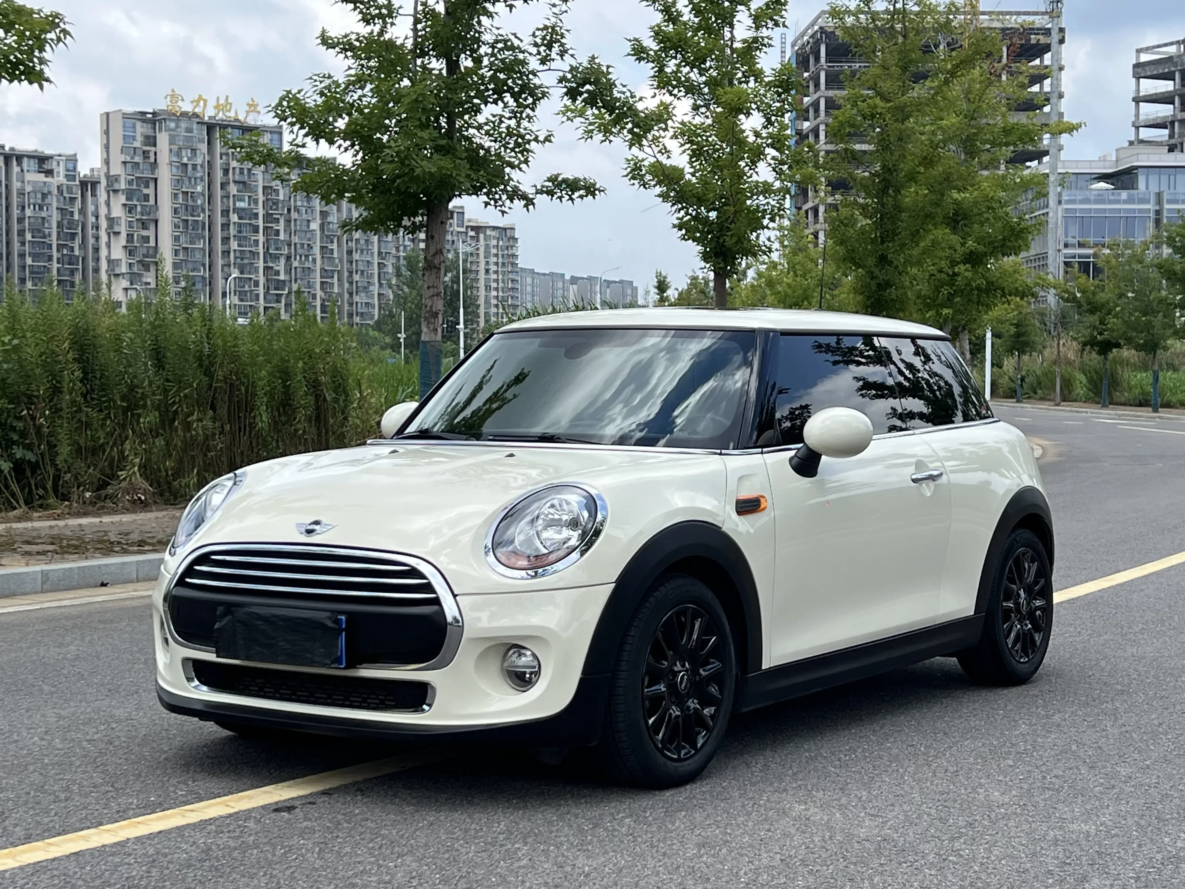 MINI MINI