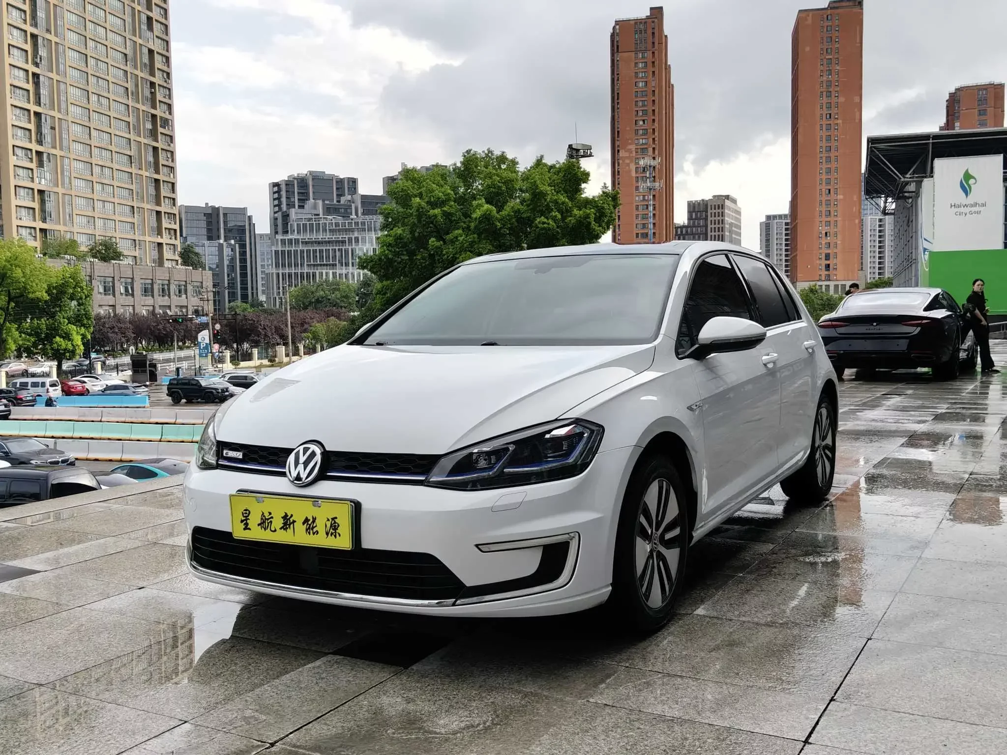 Volkswagen Golf·Pure Electric  из Китая