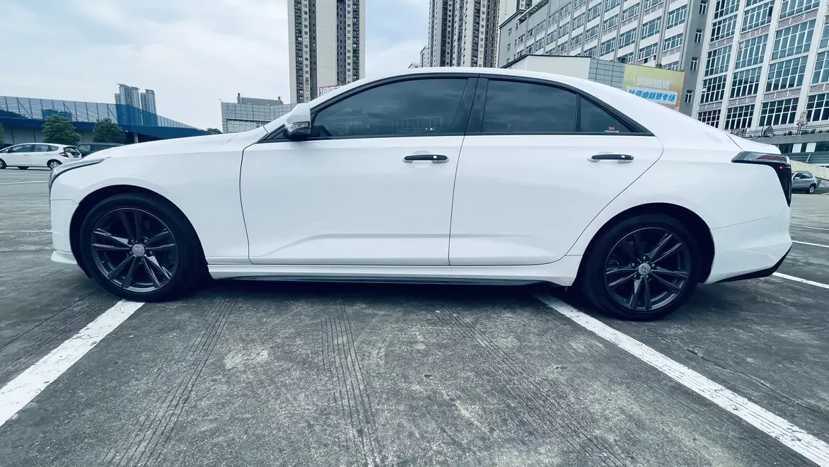 Cadillac CT4