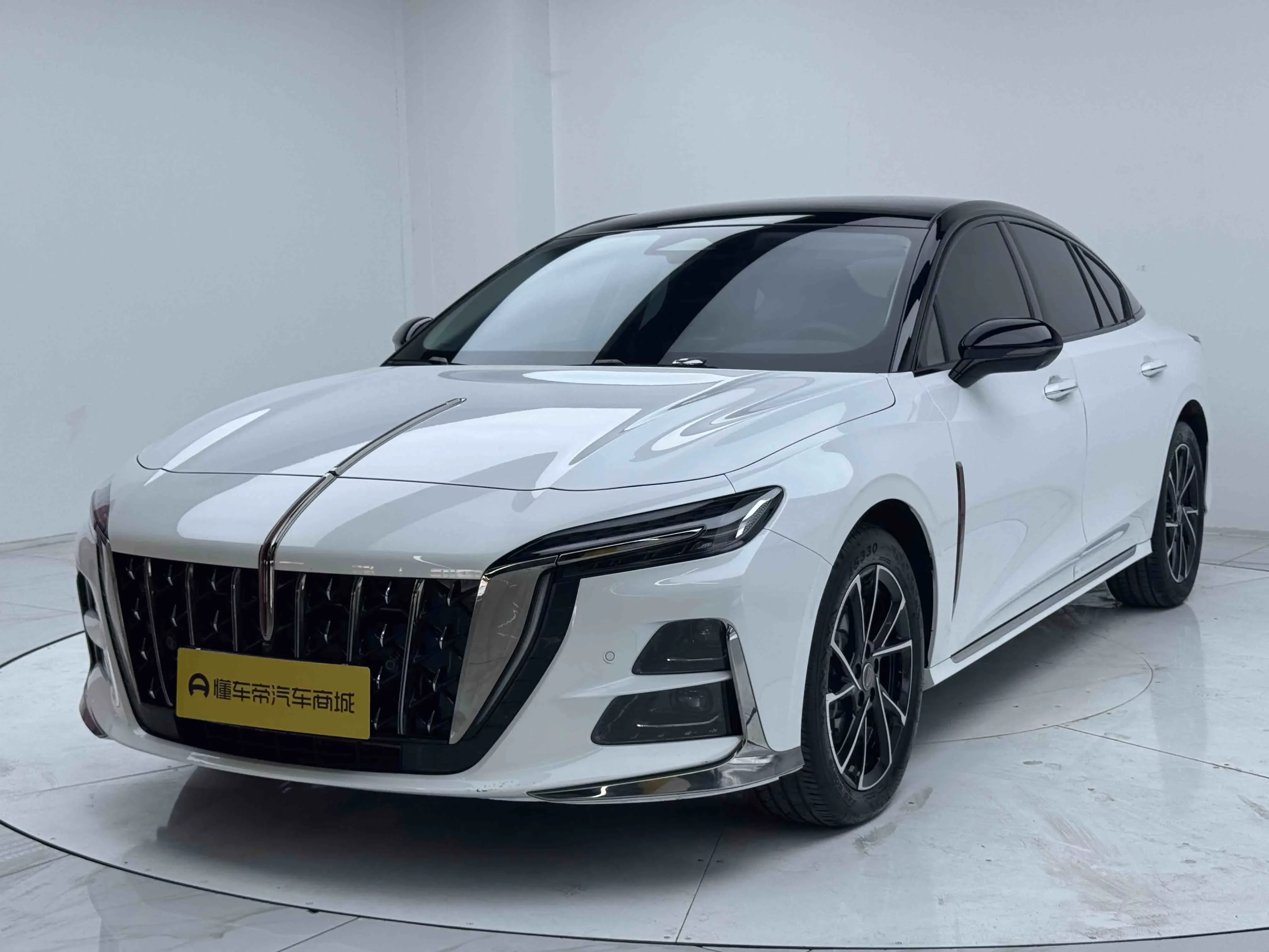 Hongqi H6  из Китая