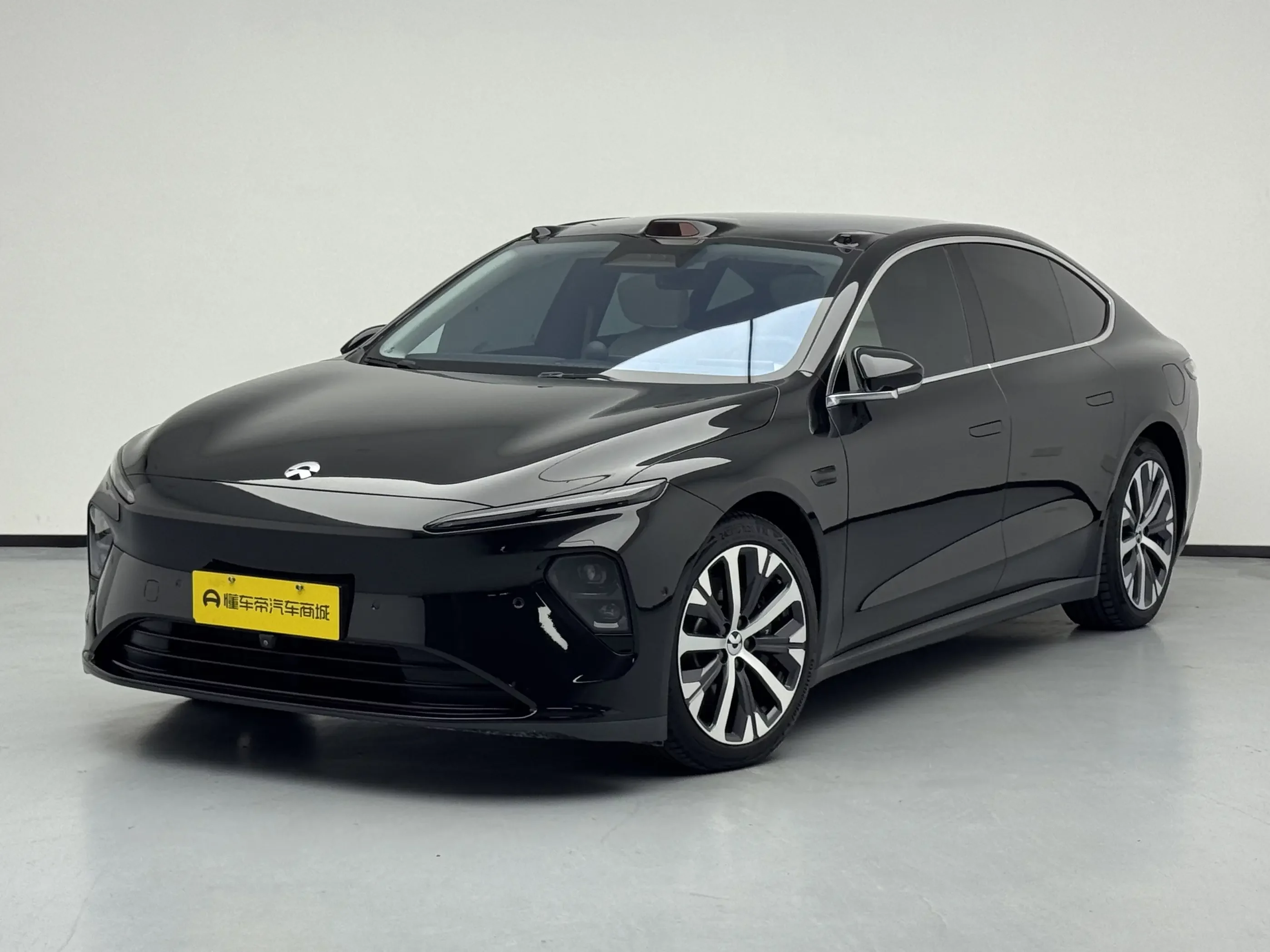 NIO ET7