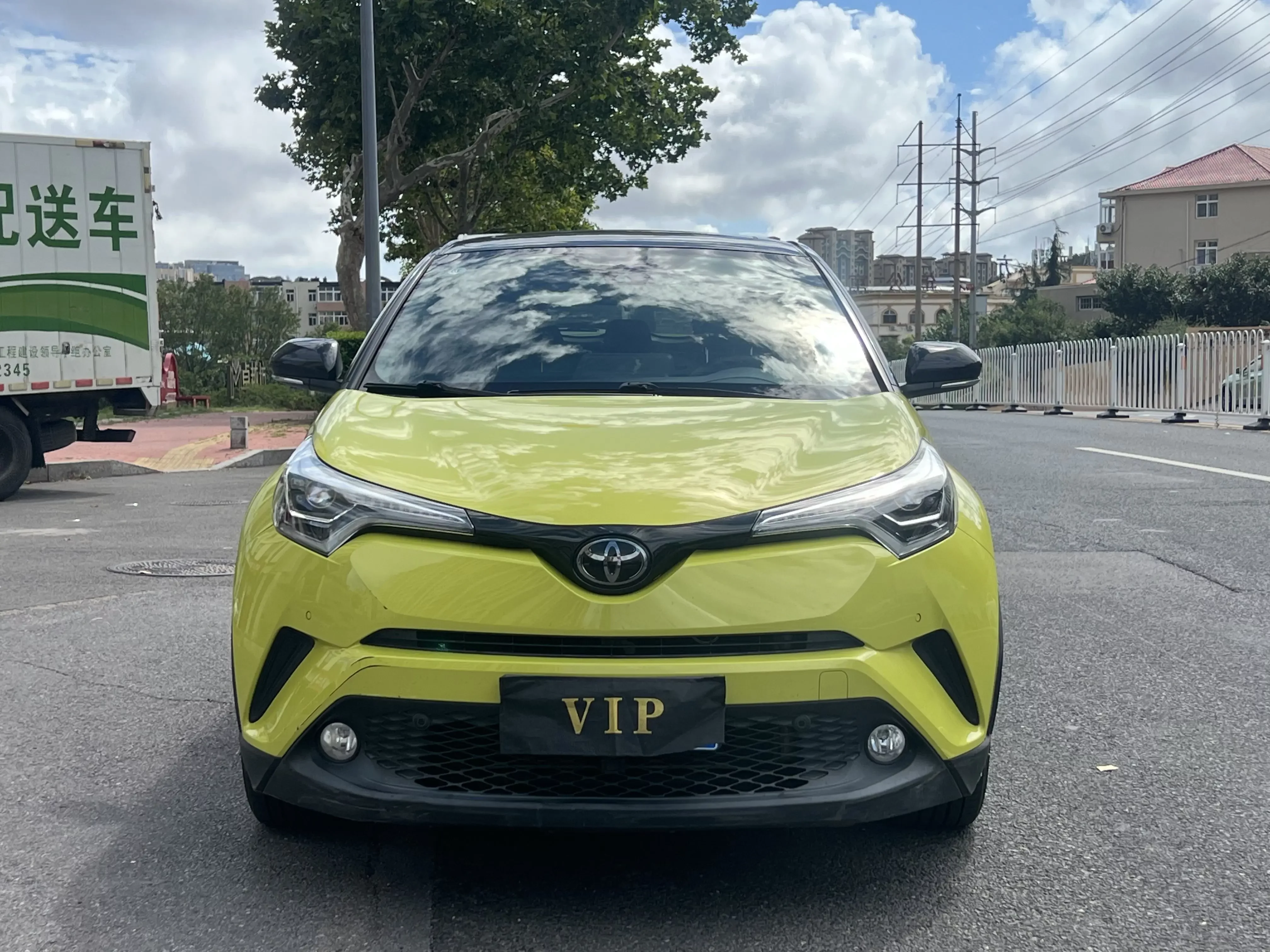 Toyota C-HR  из Китая