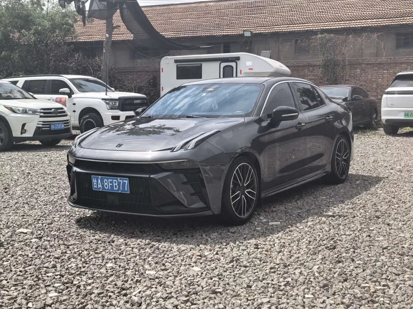 LYNK & CO 03