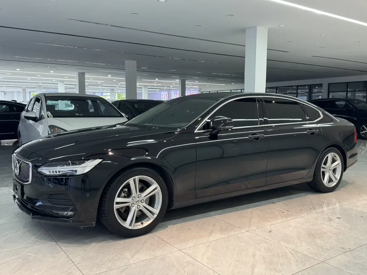 Volvo S90  из Китая