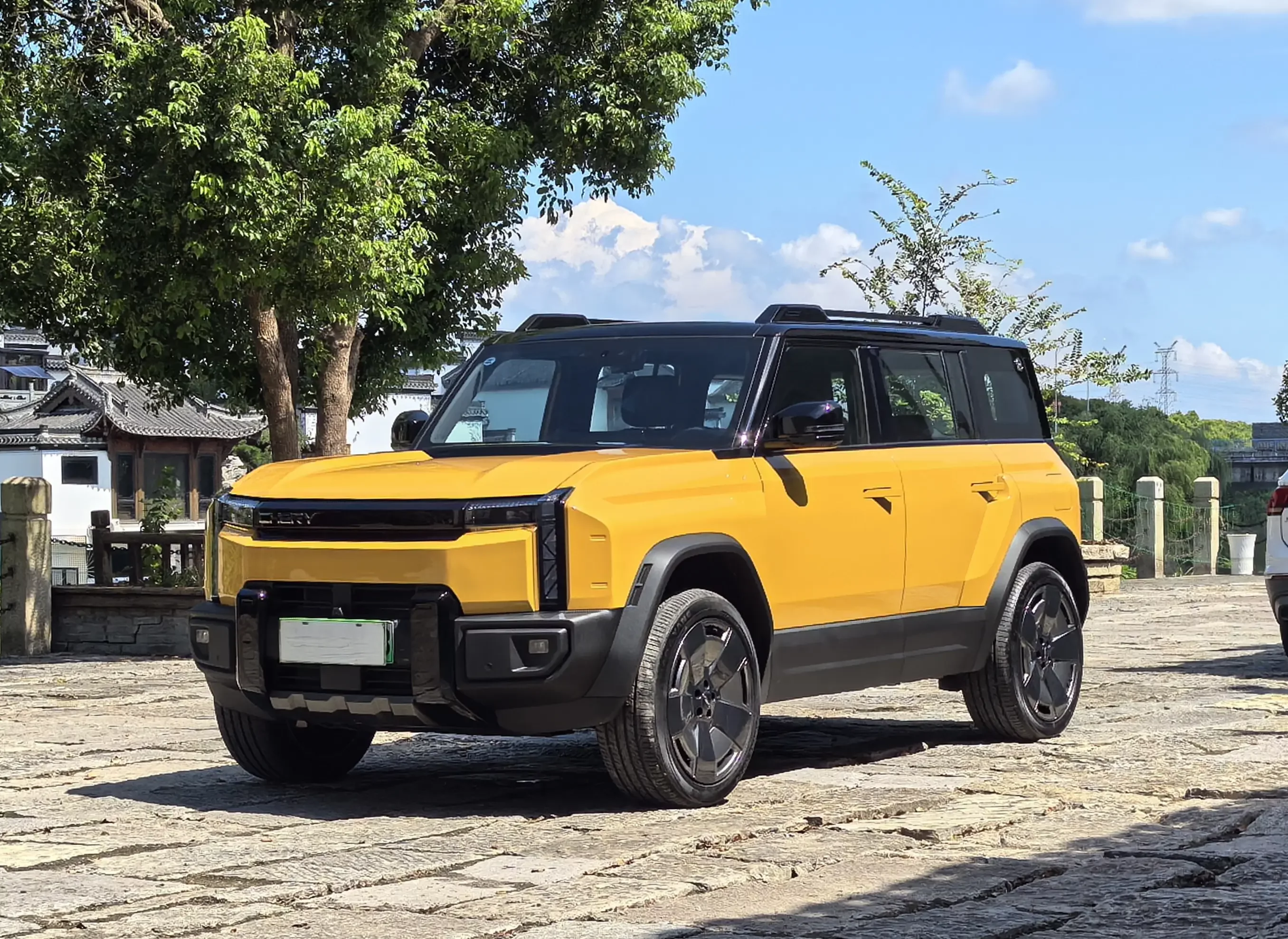 Chery Fengyun X3L  из Китая