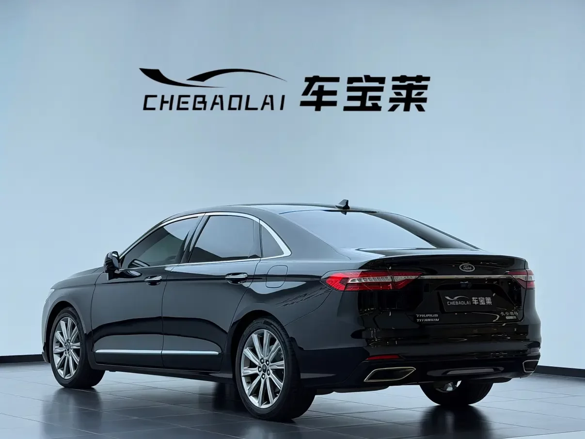 Ford Taurus