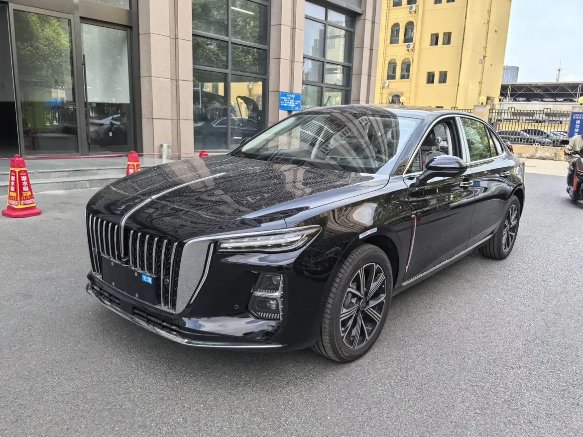 Hongqi H5 PHEV  из Китая