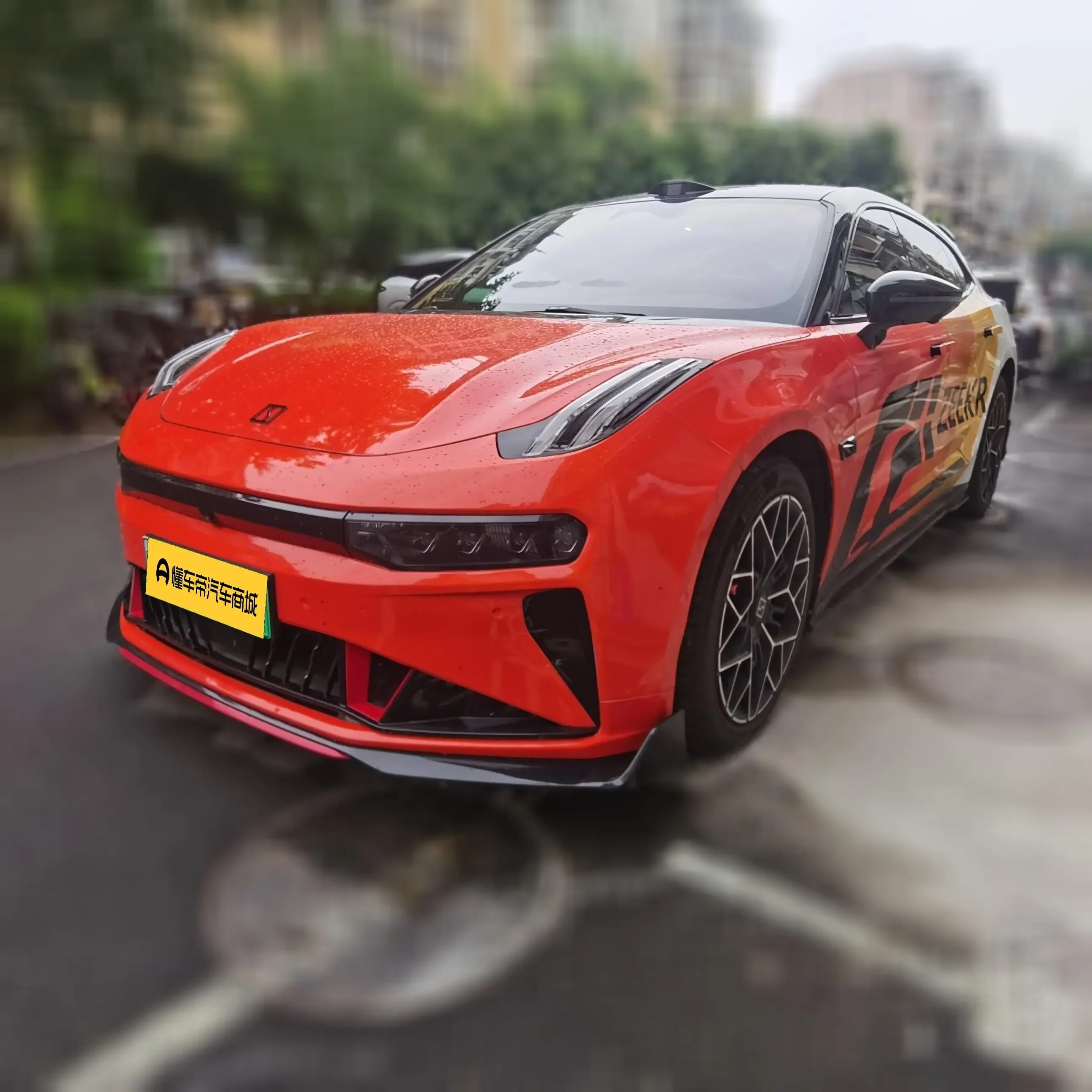 ZEEKR 001