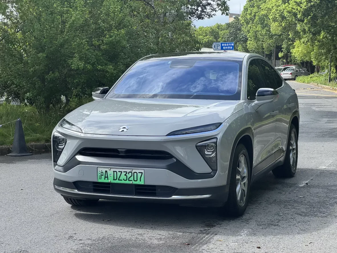 NIO EC6
