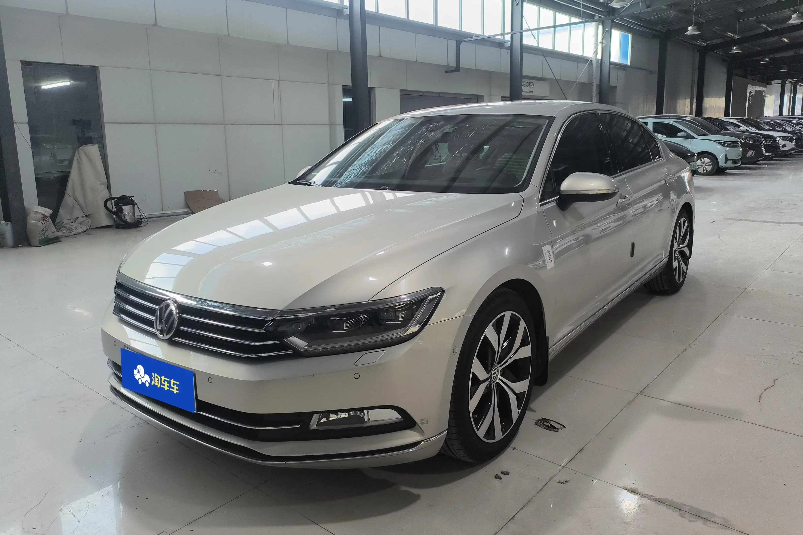 Volkswagen Magotan