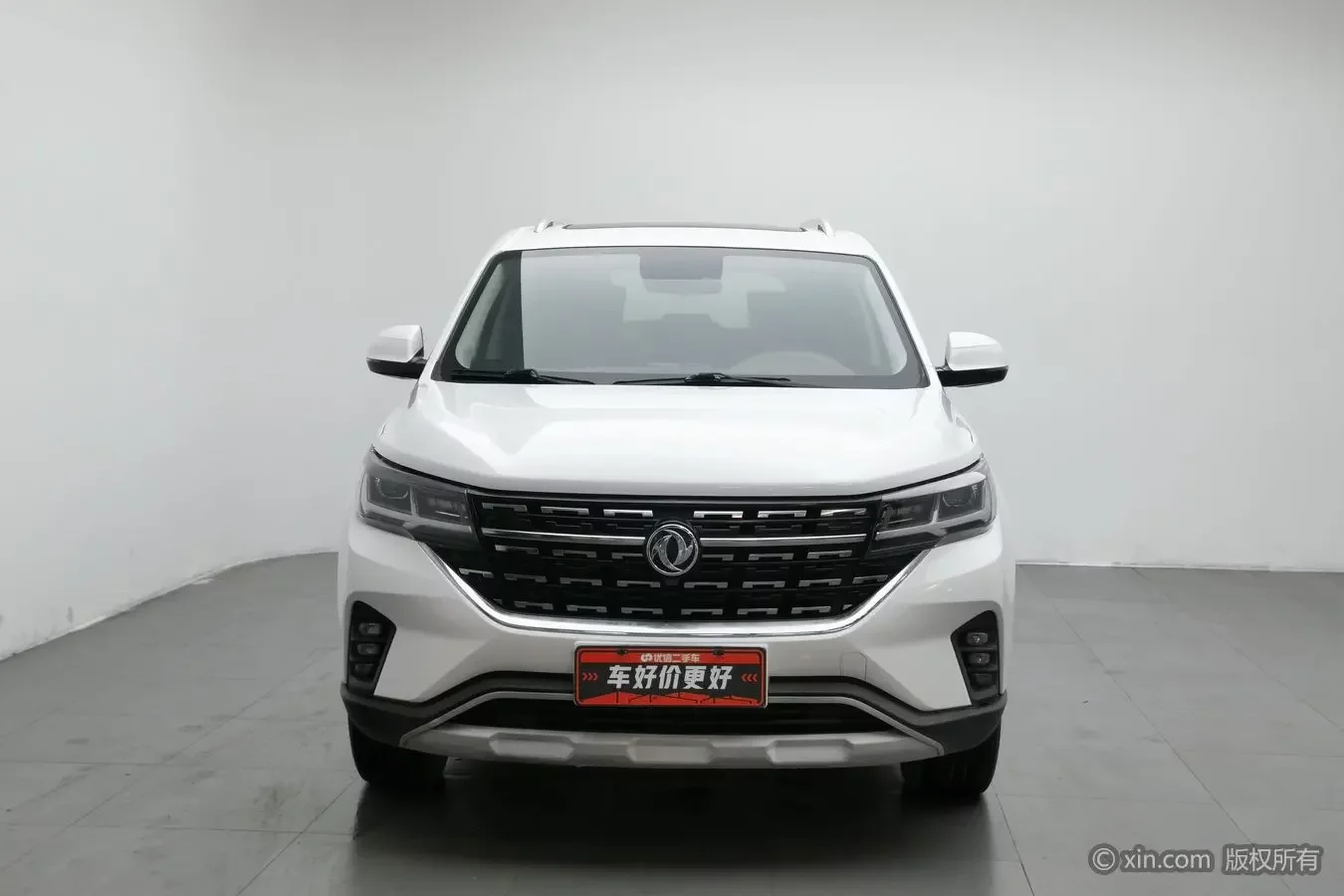 Forthing Fengxing T5  из Китая