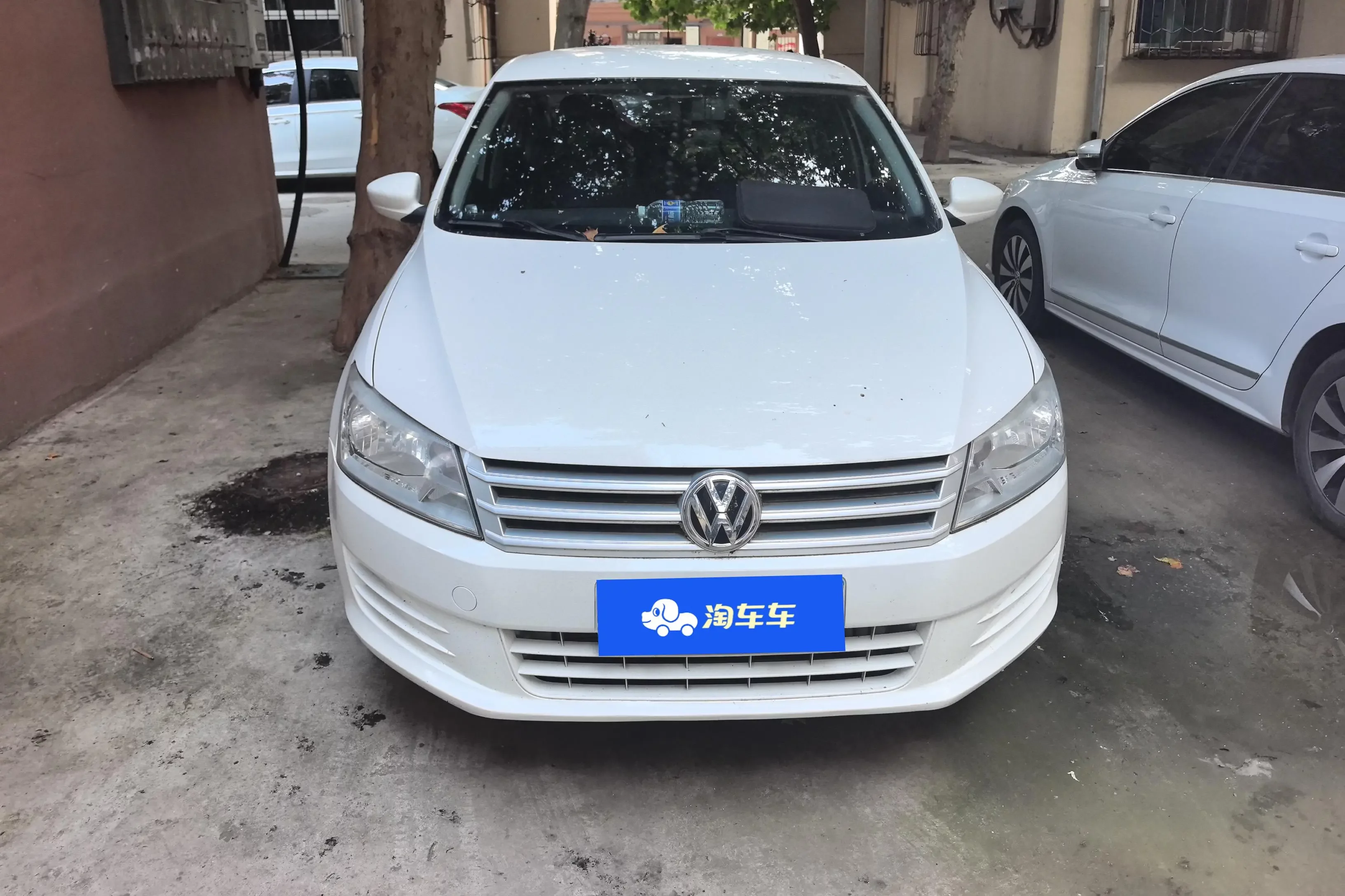 Volkswagen Santana  из Китая