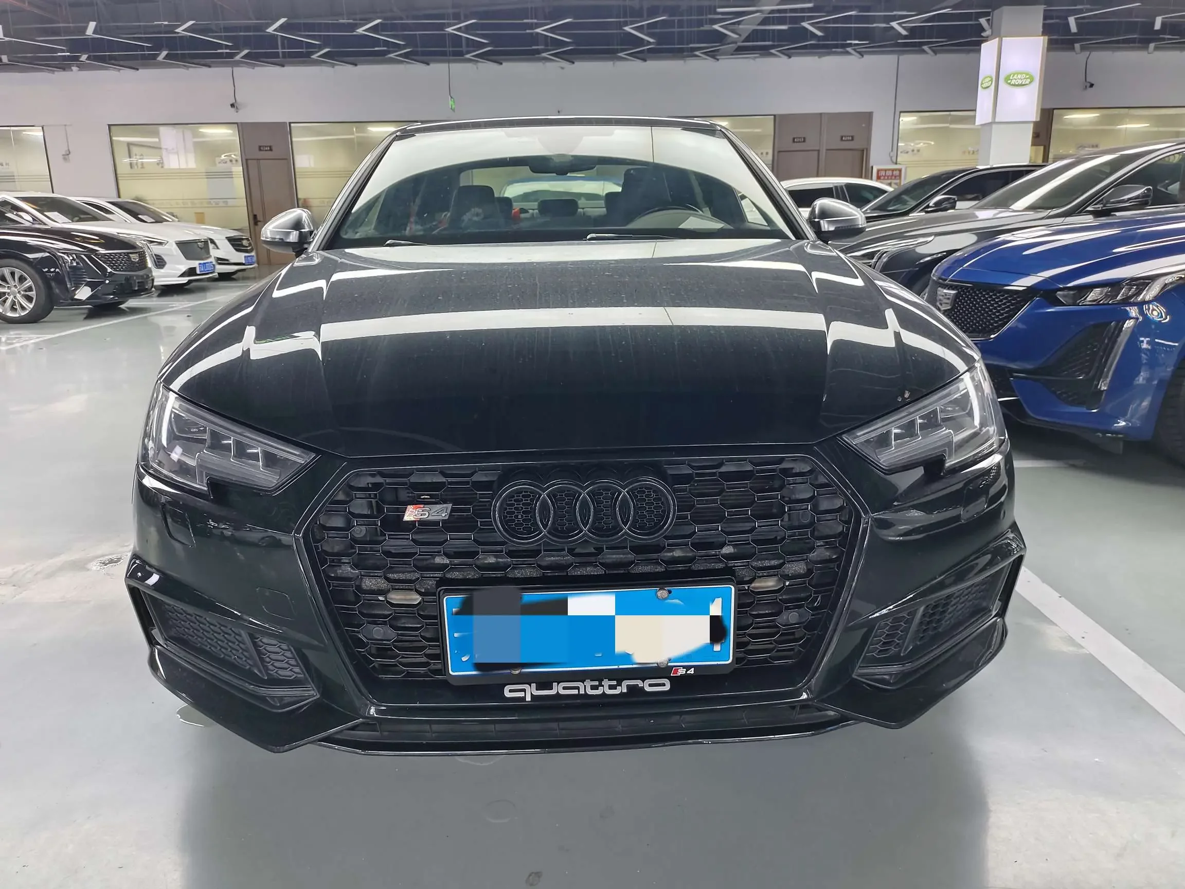 Audi S4  из Китая