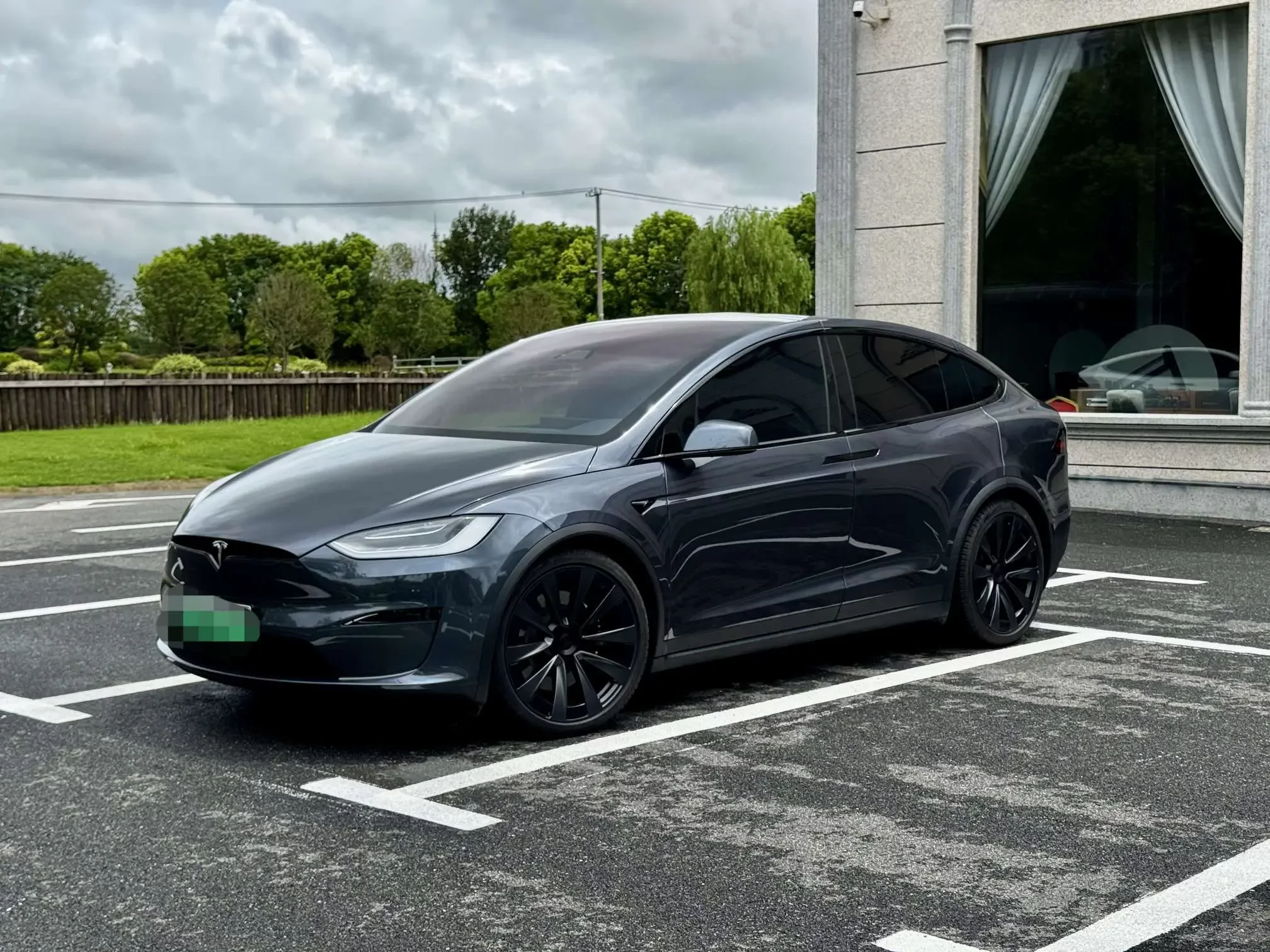 Tesla Model X