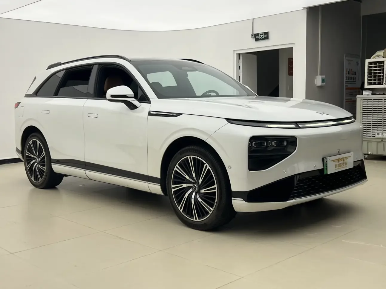Xpeng G9