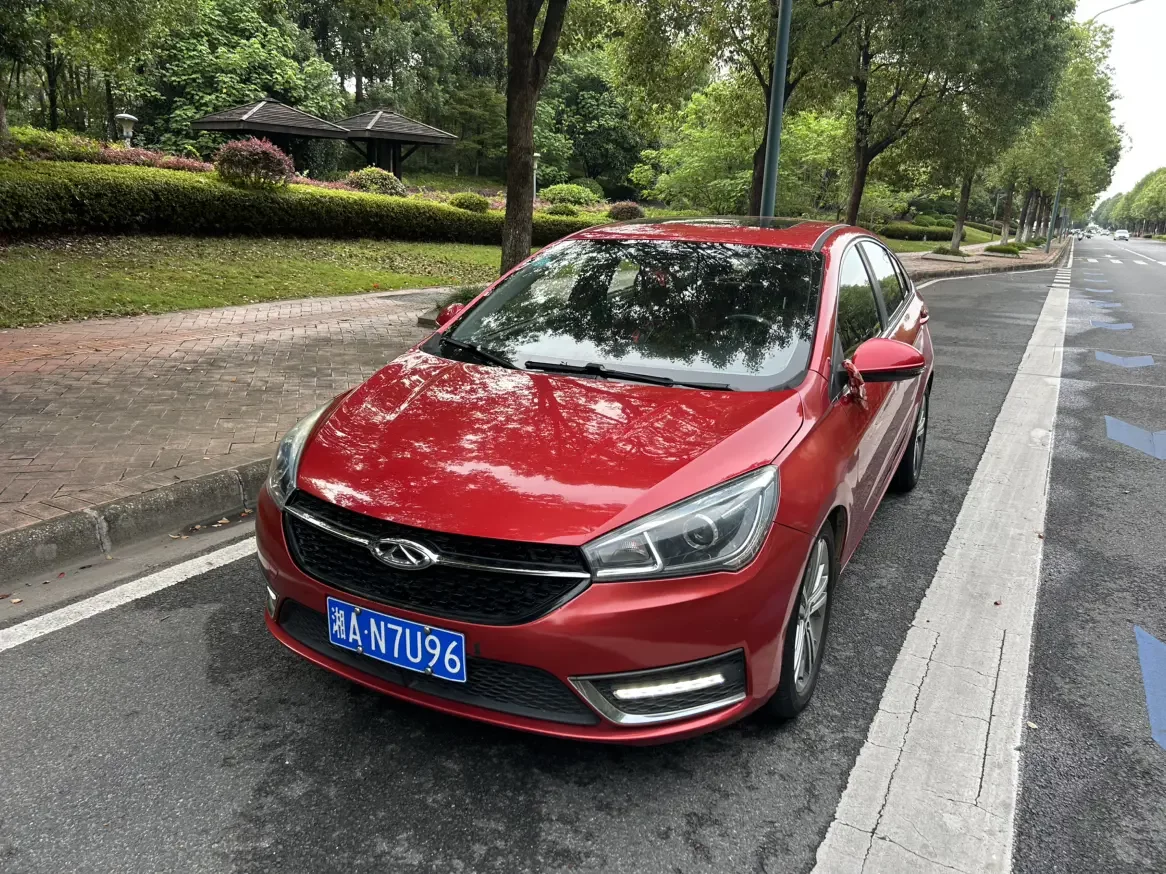 Chery Arrizo 5