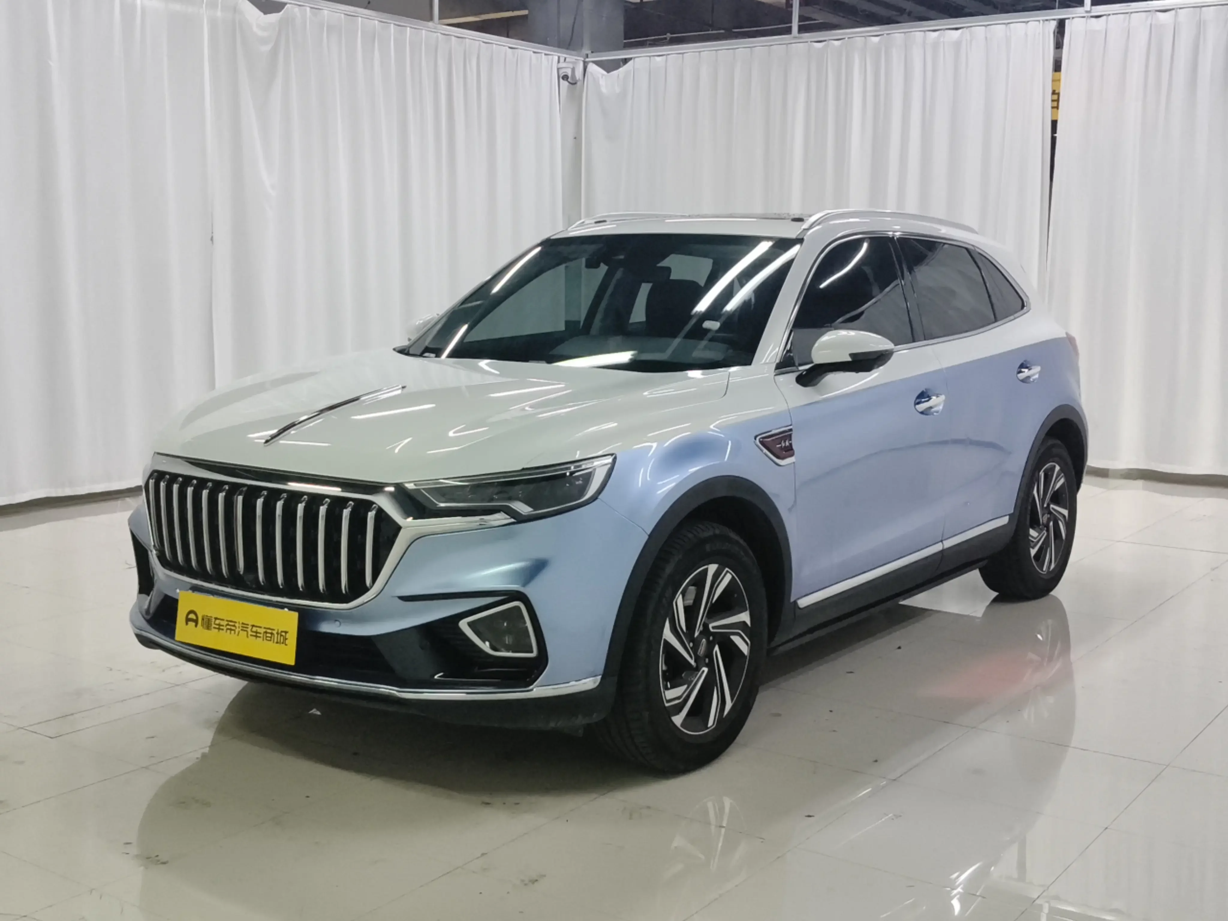 Hongqi HS5