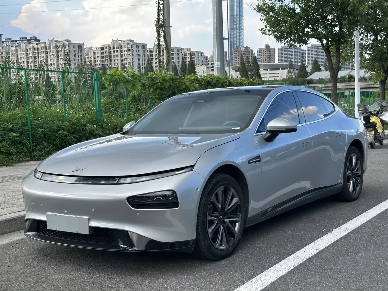 Xpeng P7