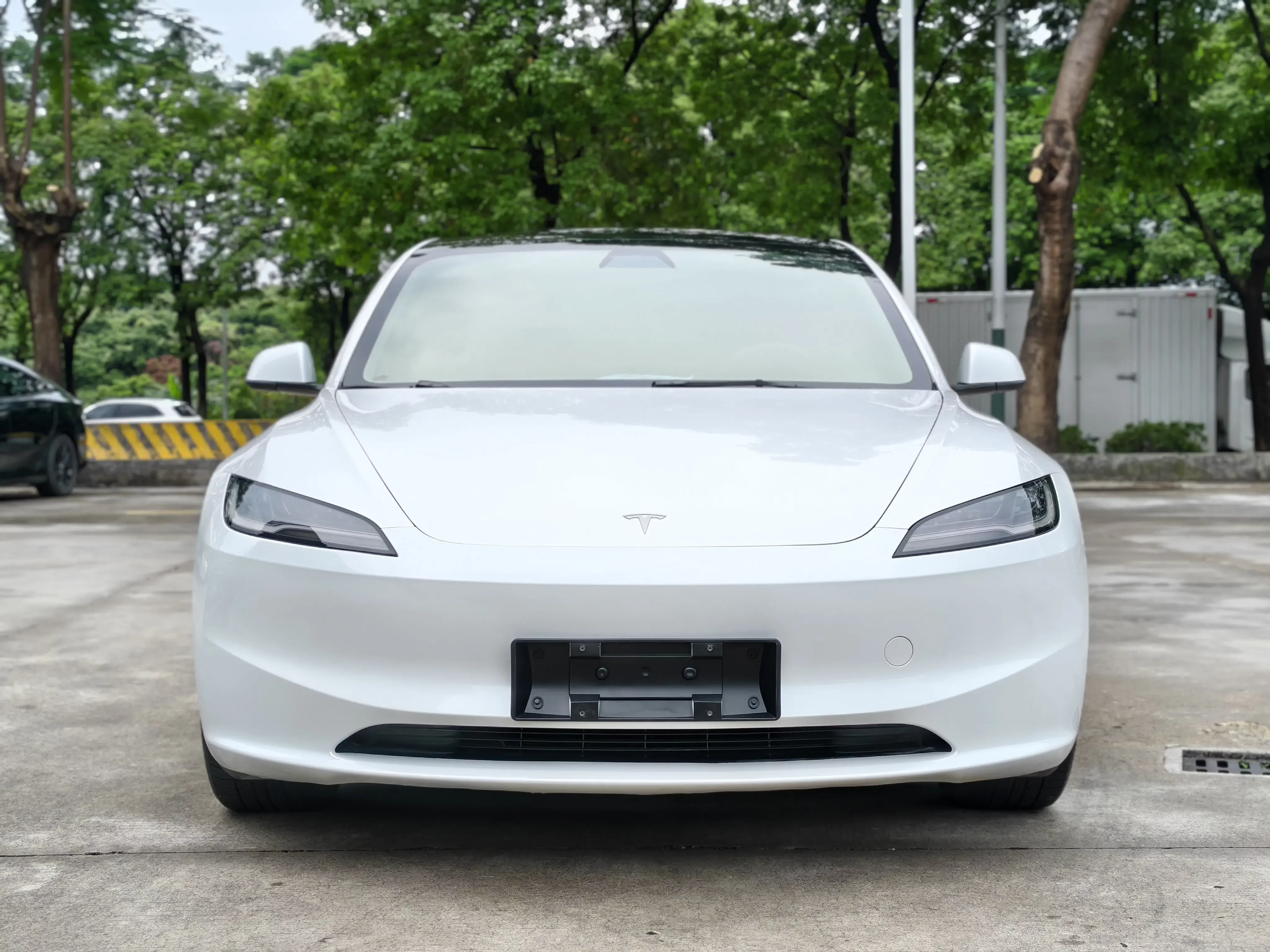Tesla Model 3  из Китая