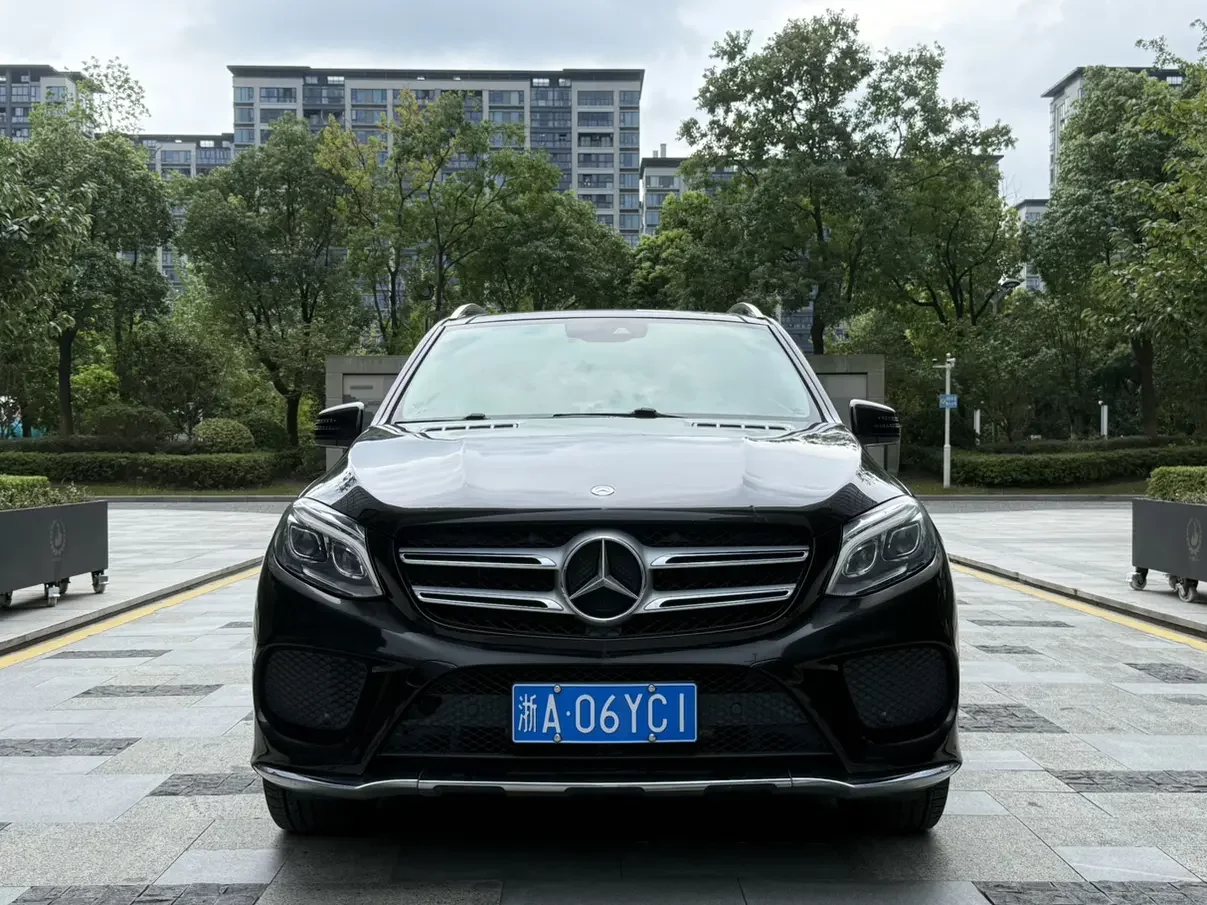 Mercedes-Benz GLE (Imported)
