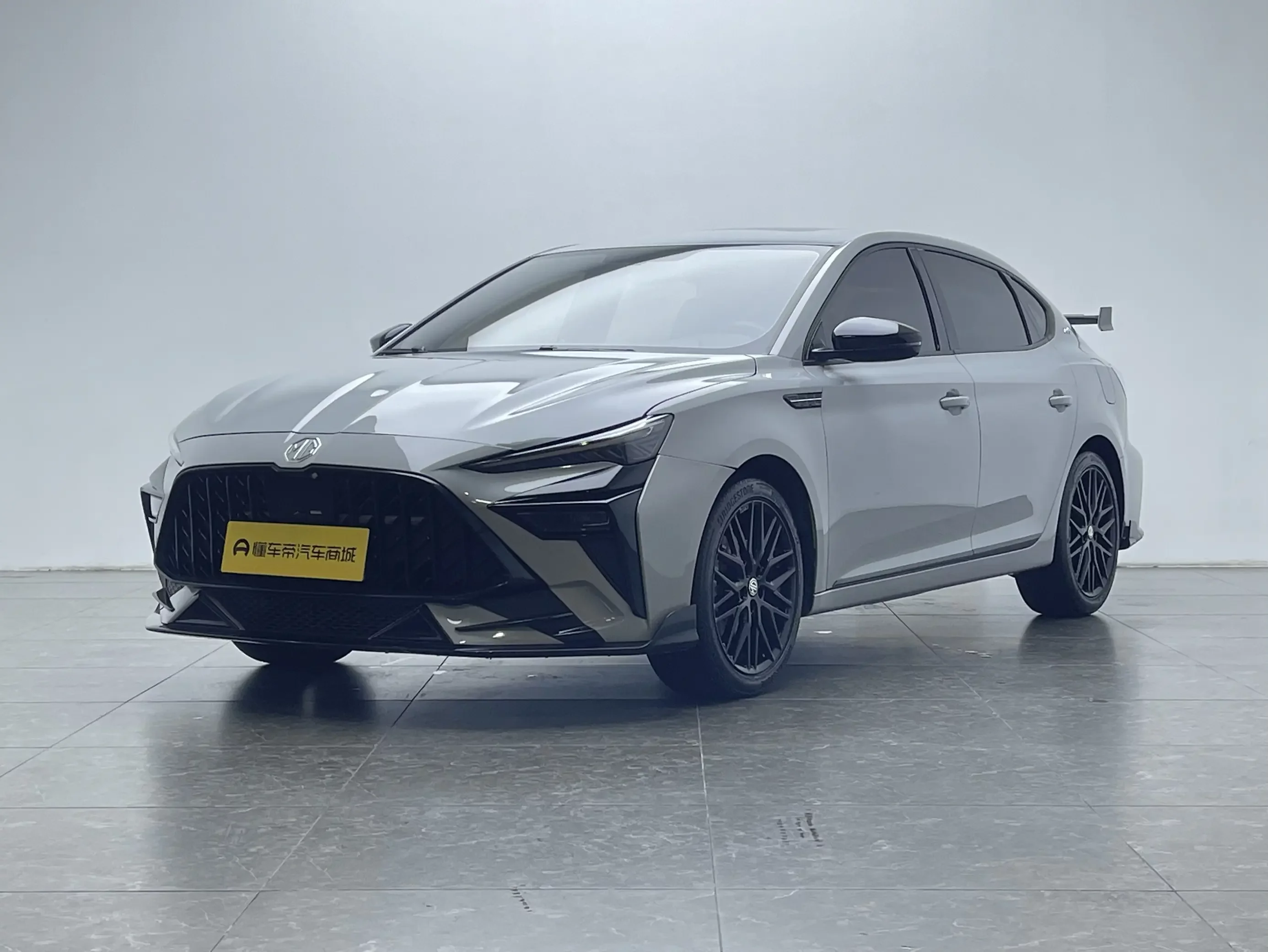MG 6  из Китая