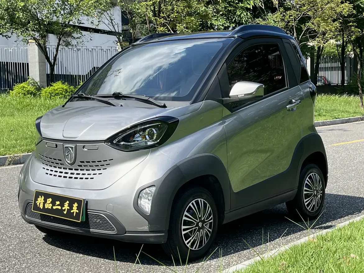 Baojun E100
