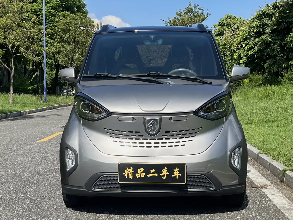Baojun E100