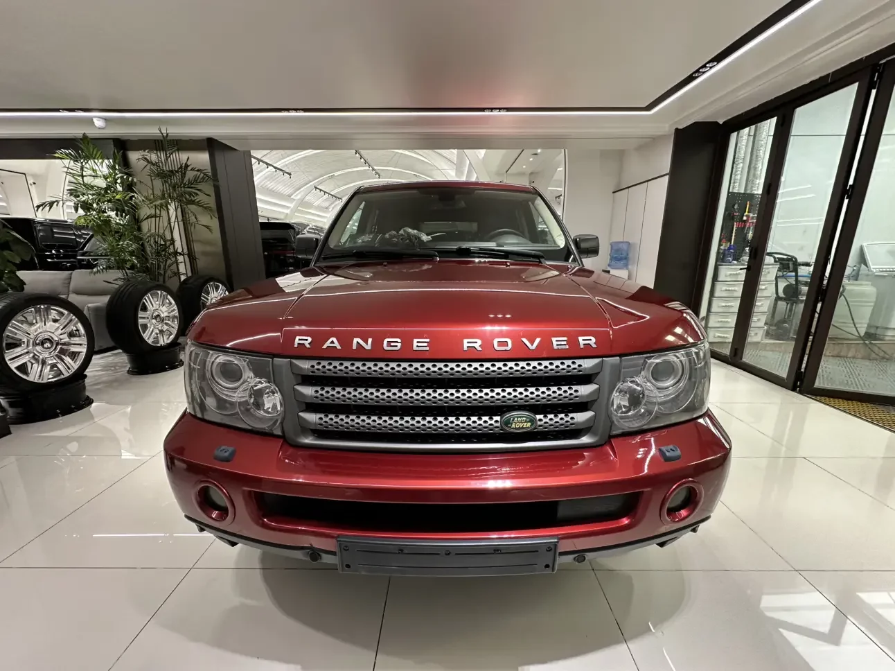 Land Rover Range Rover Sport  из Китая