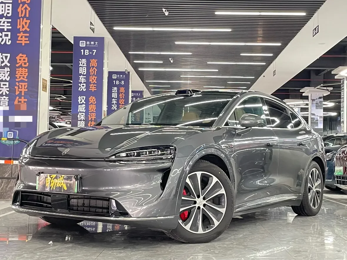 Luxeed Zhijie R7