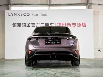Lynk & Co 07 EM-P