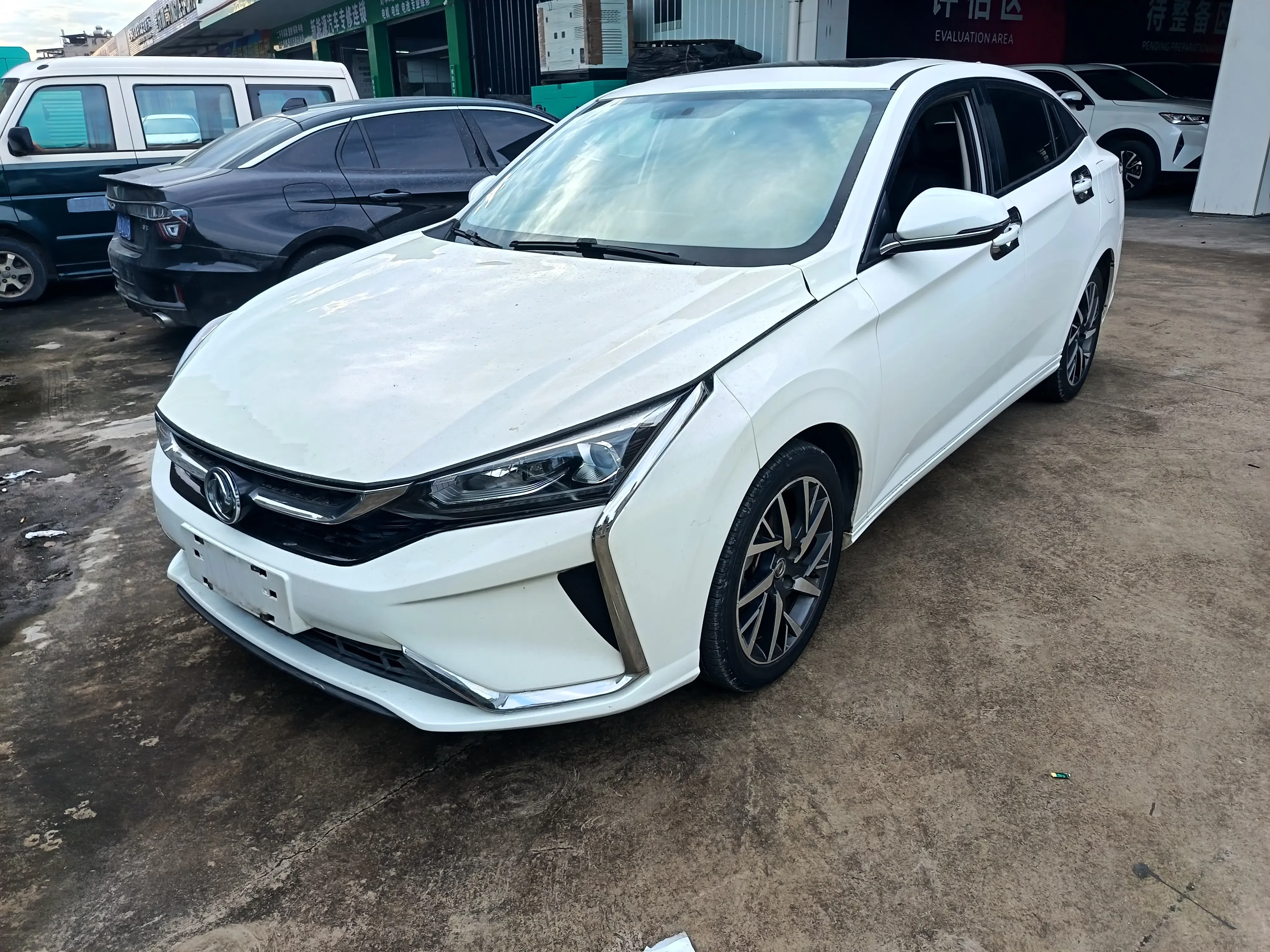 Dongfeng Yixuan
