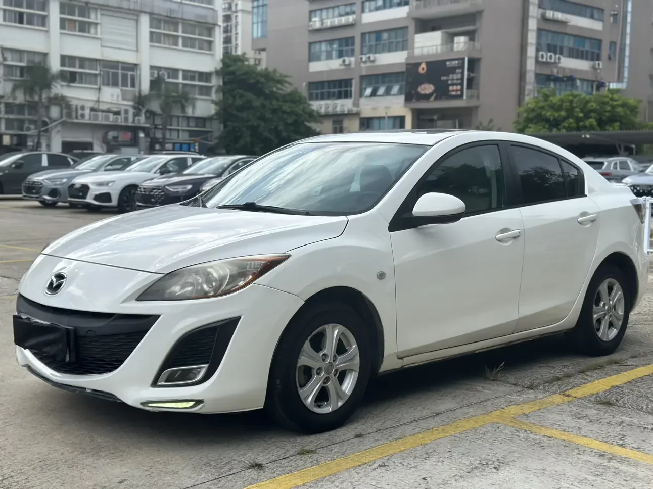 Mazda Axela