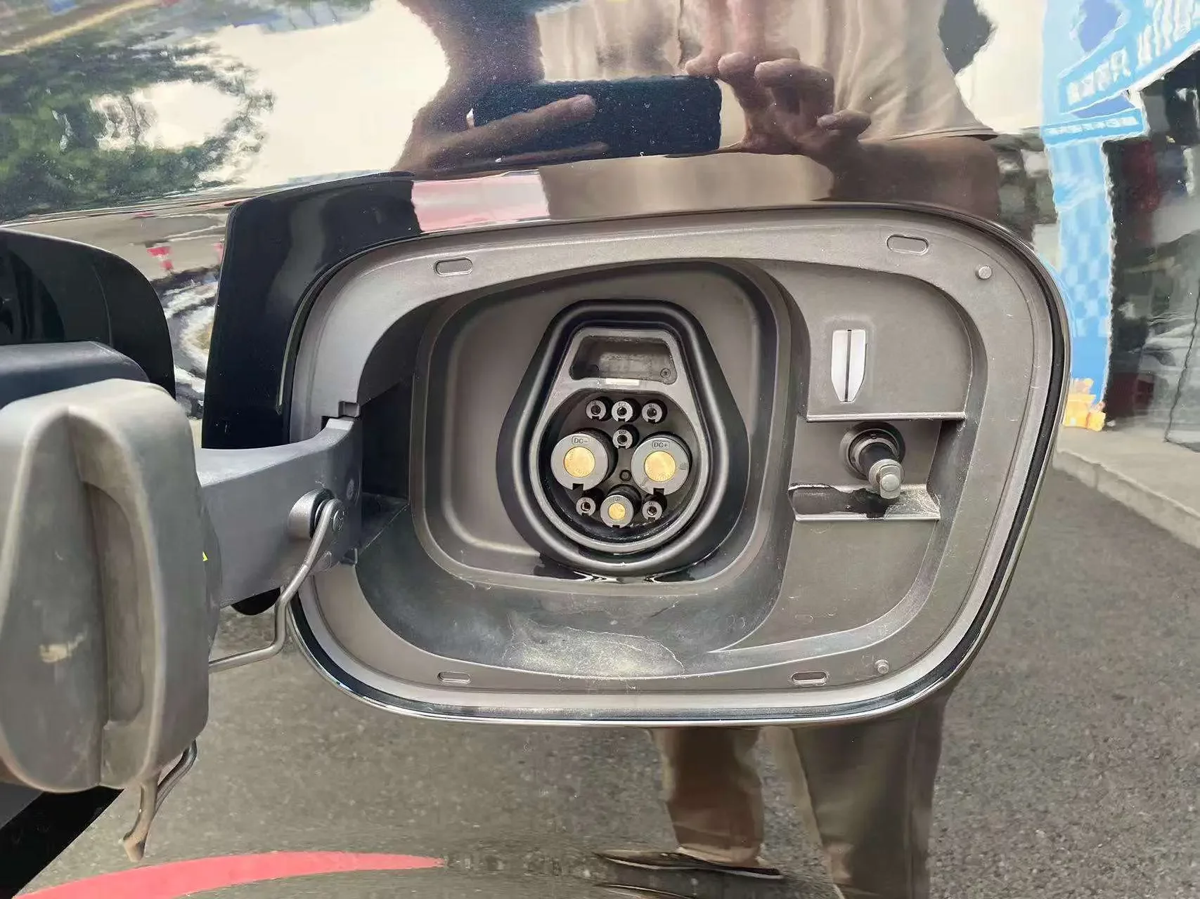 Hongqi HQ9 PHEV