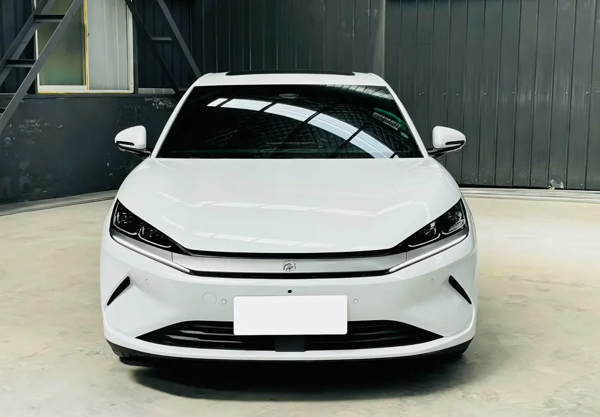 BYD Qin L EV