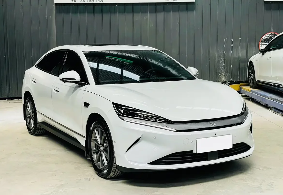 BYD Qin L EV