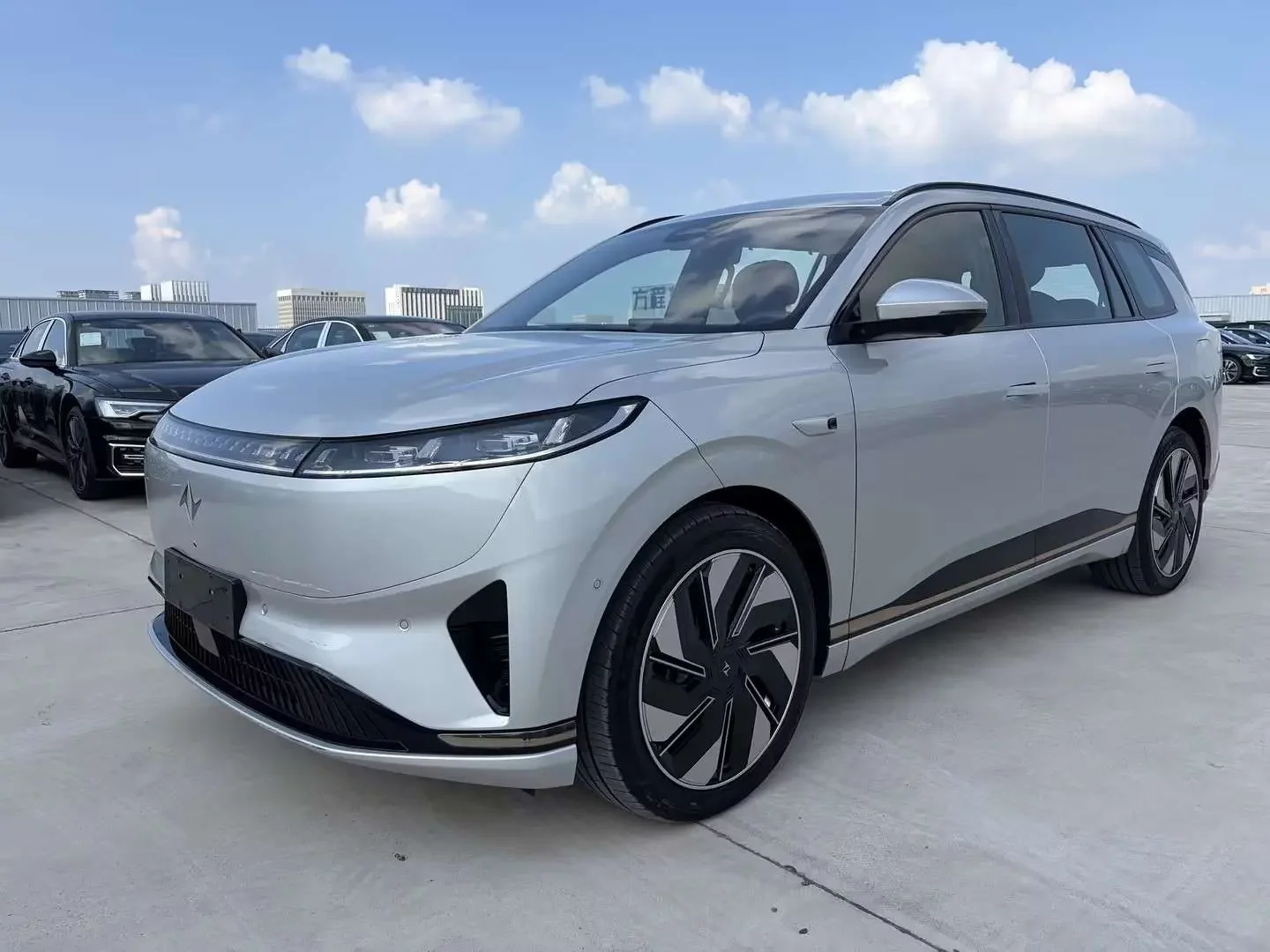 Dongfeng Yipai 008