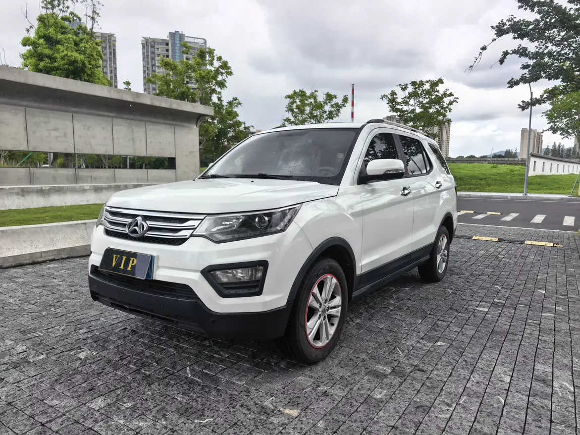 Oshan Changan Auchan CX70  из Китая