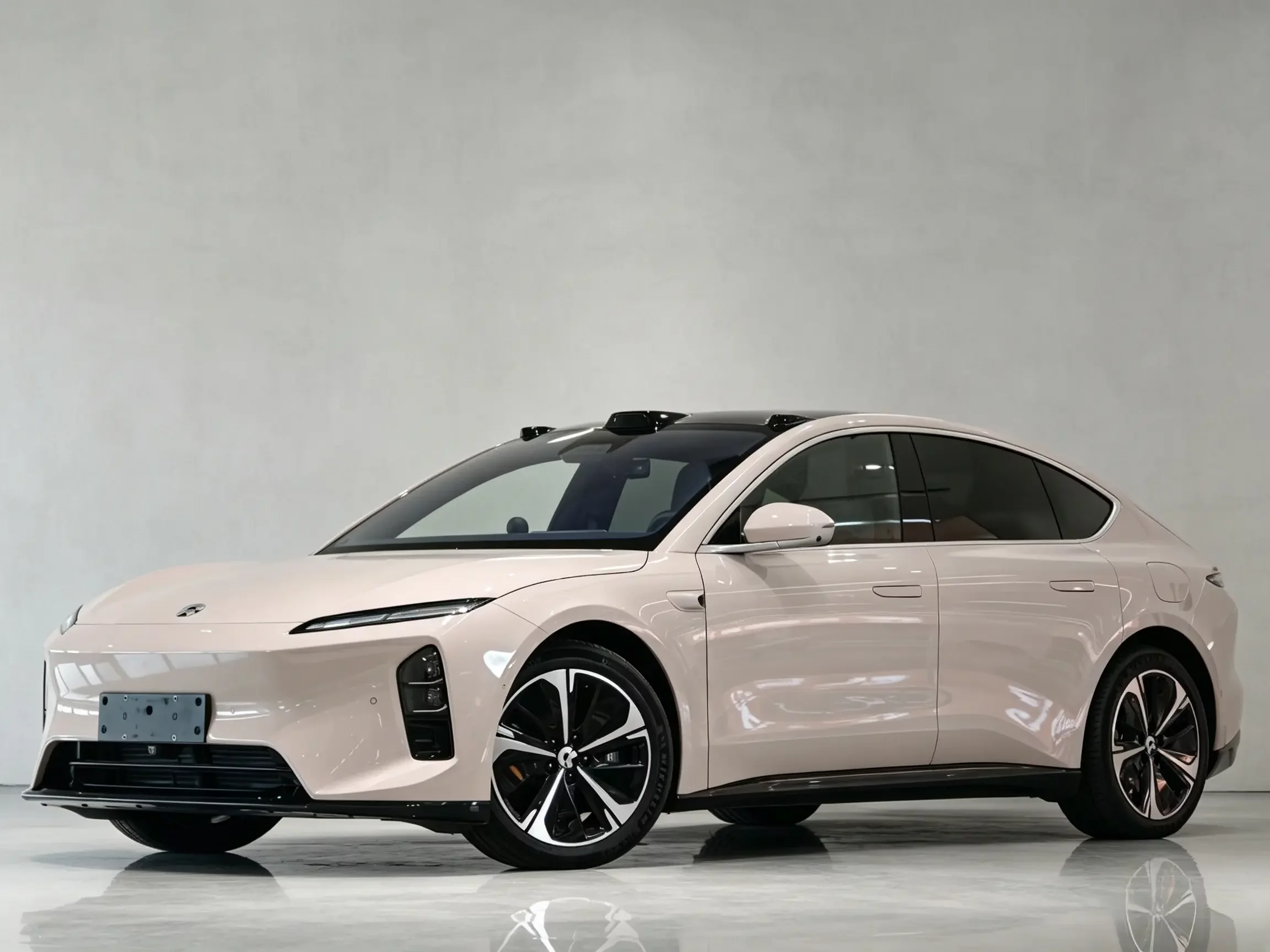 NIO ET5