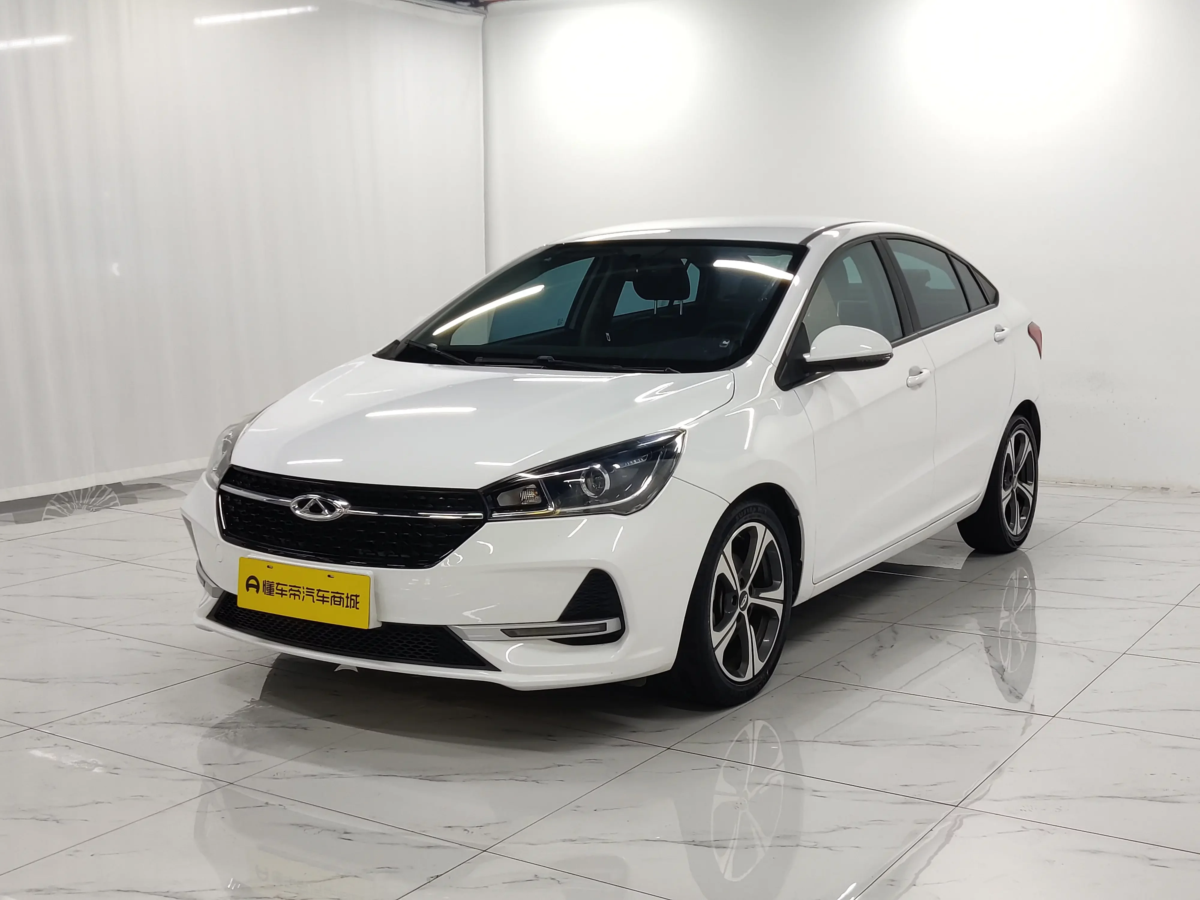 Chery Arrizo 5