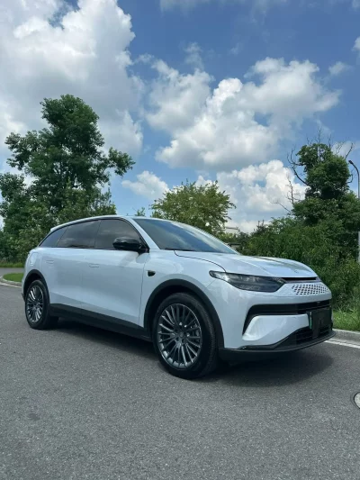 Leapmotor C11