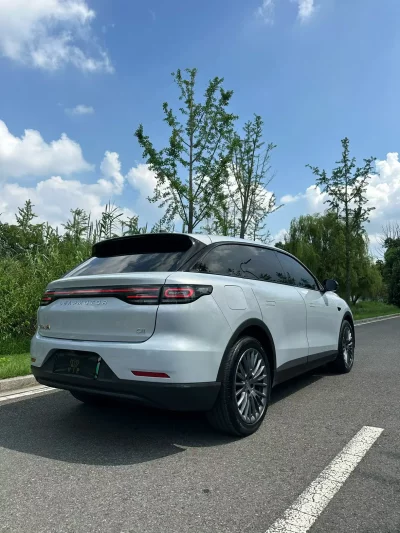 Leapmotor C11