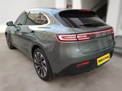 AITO M5