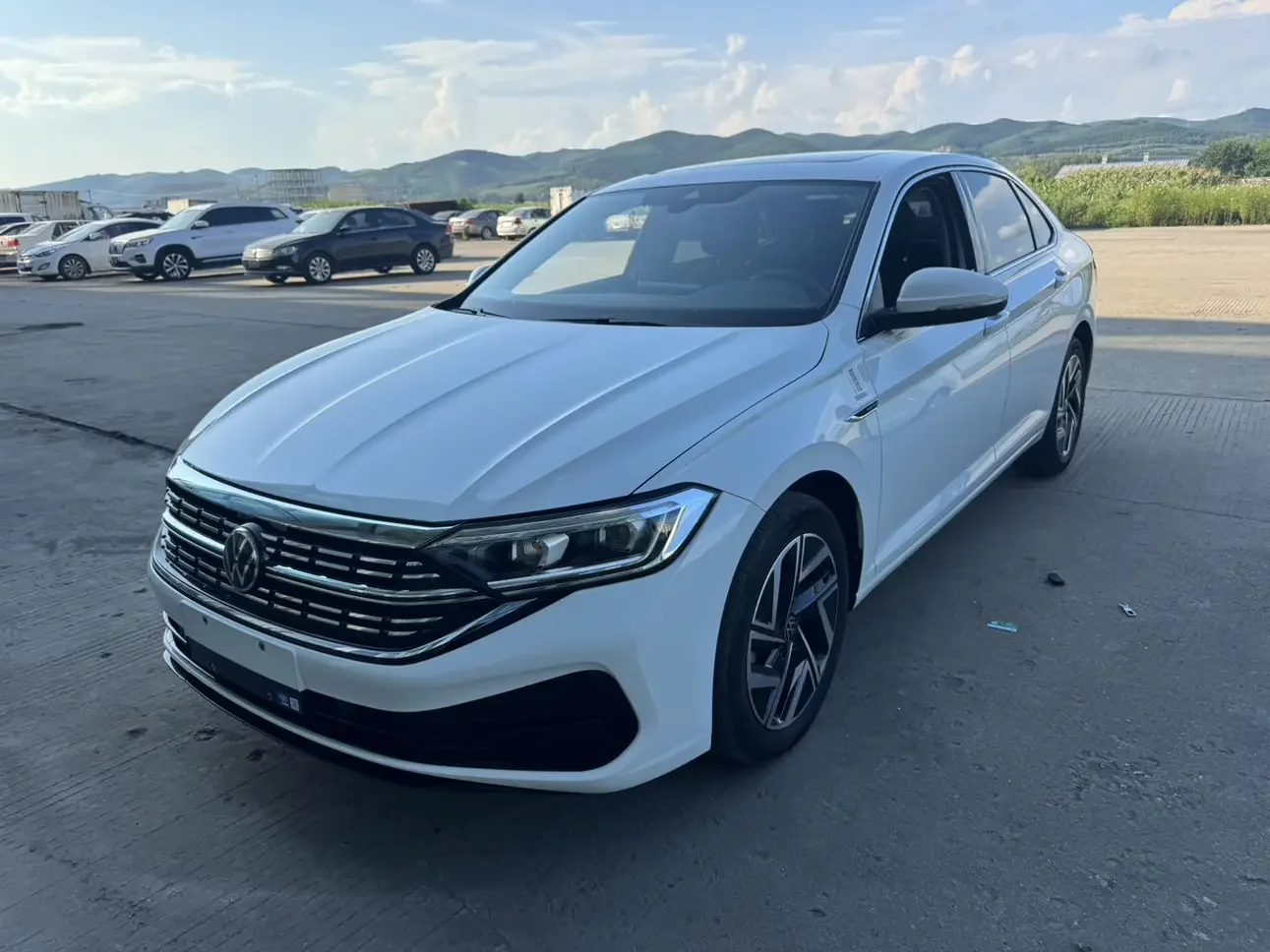 Volkswagen Sagitar