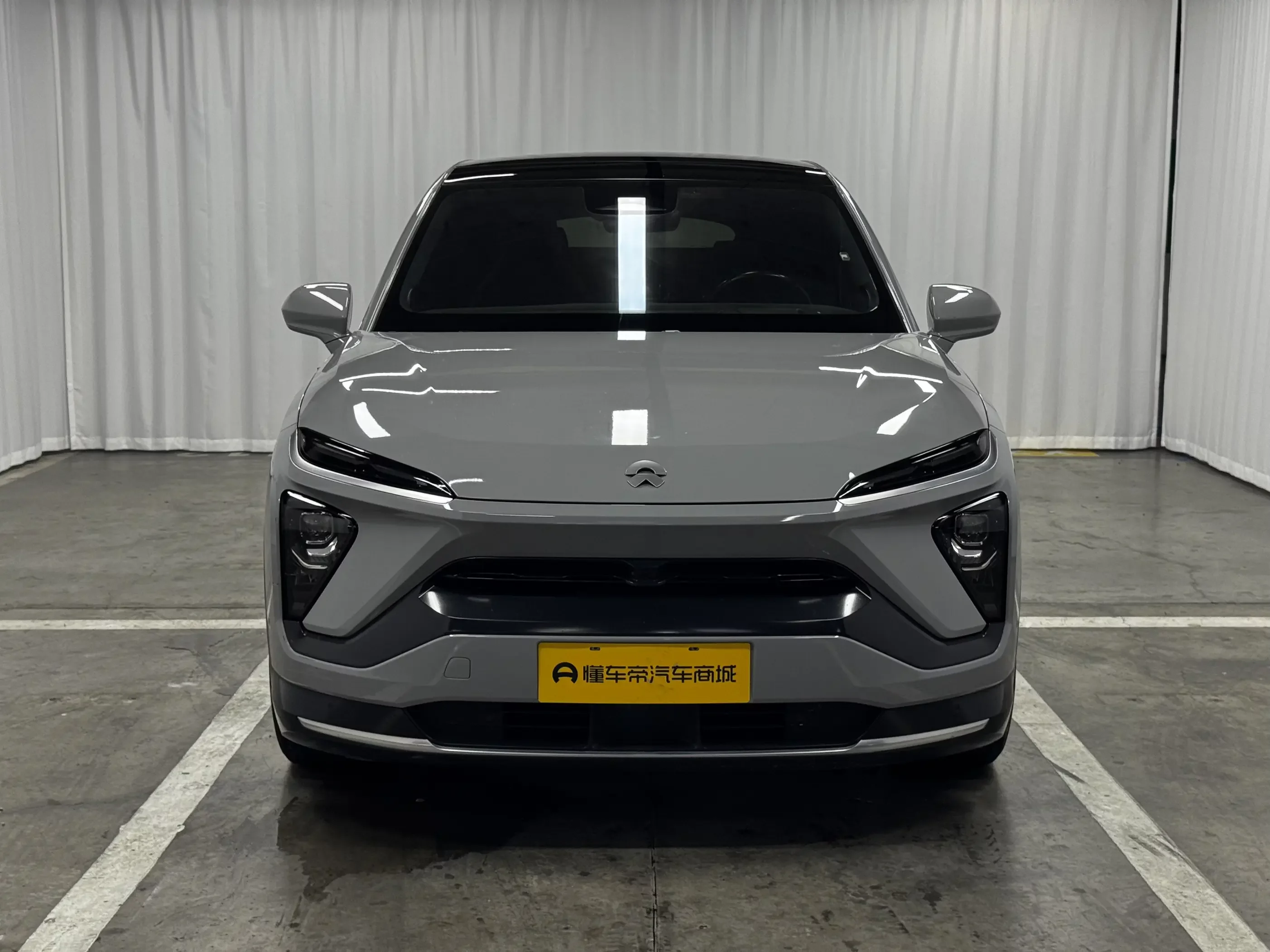 NIO ES6