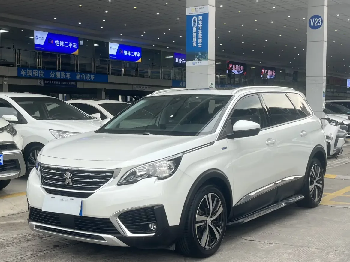 Peugeot 5008