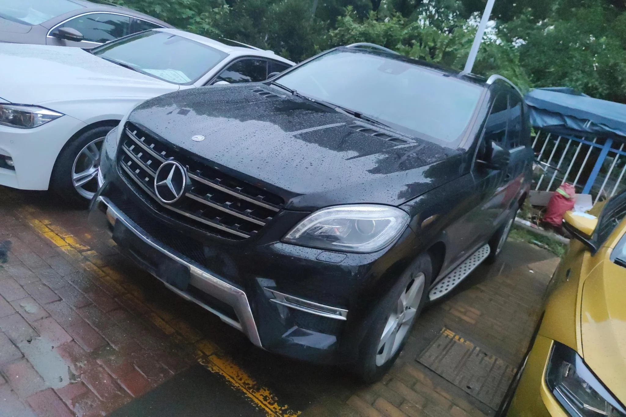 Mercedes-Benz M Class  из Китая